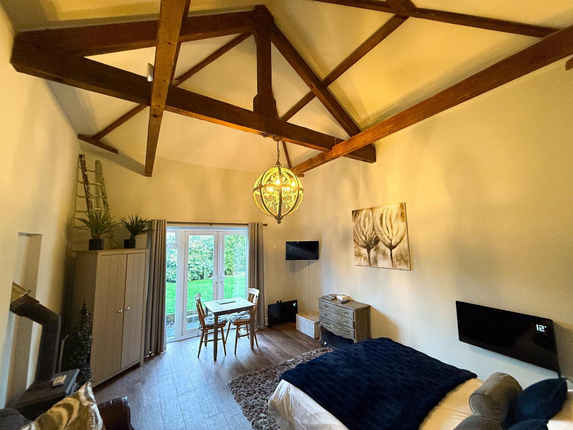 Вилла Beautiful Cotswold Couples Retreat Буртон-он-те-Уотер Экстерьер фото